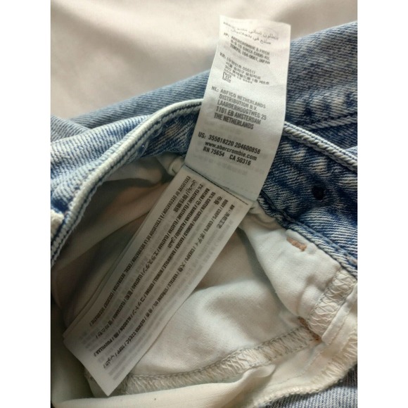 Hollister Jeans Mens 34 x 31 Light Wash Blue High Rise Vintage Baggy Distressed - Picture 5 of 9